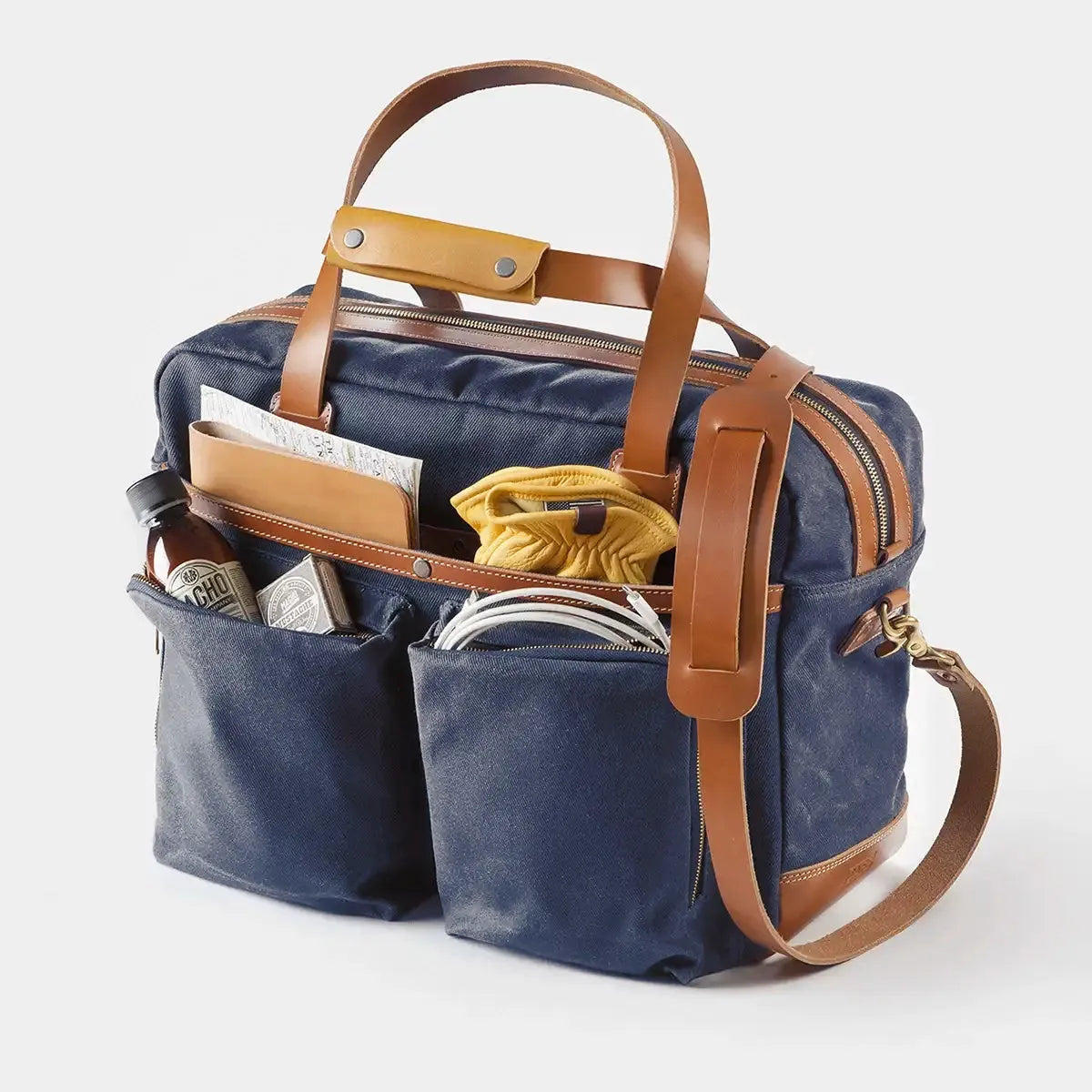 The 48H Travel Bag in Navy