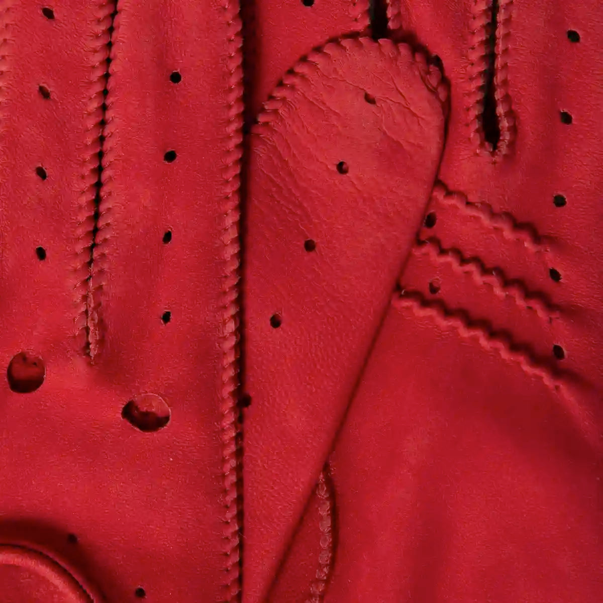 Driving Gloves in Red Suede