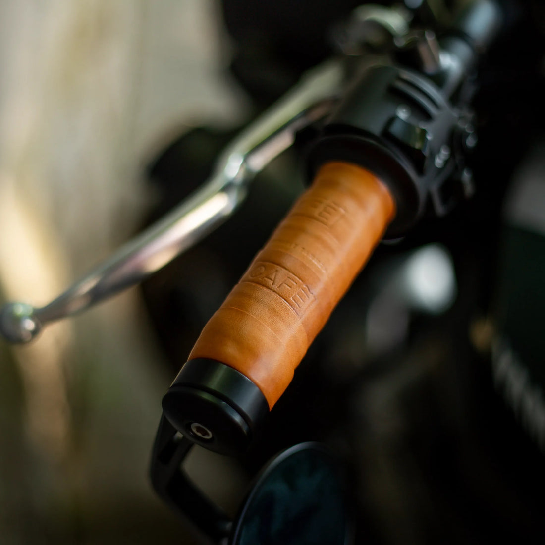 Motorcycle Leather Grips in Roasted