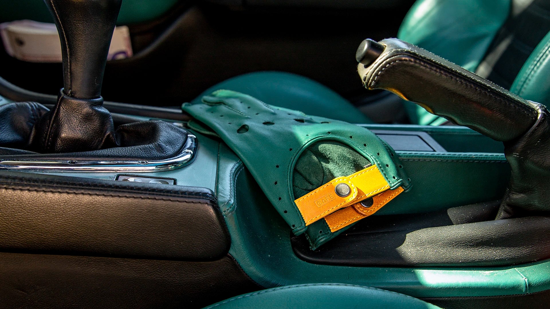 leather driving gloves green 1