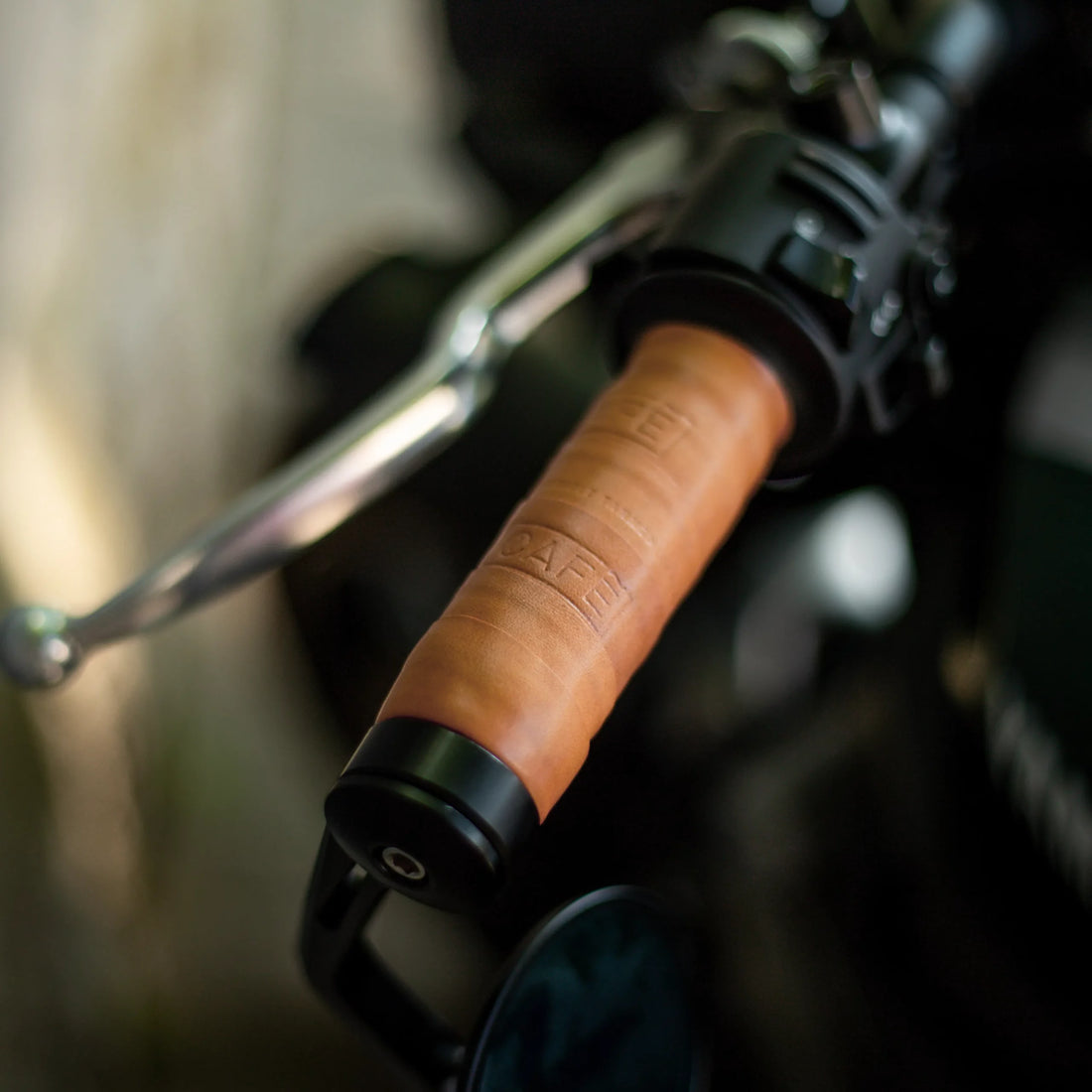 Motorcycle Leather Grips in Natural