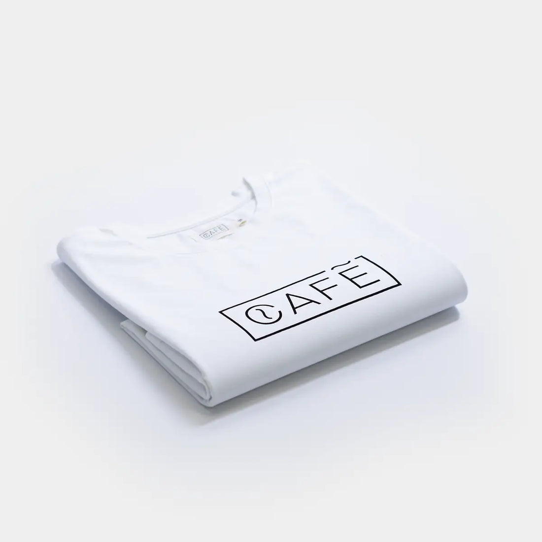 The Organic Tee in White/Café