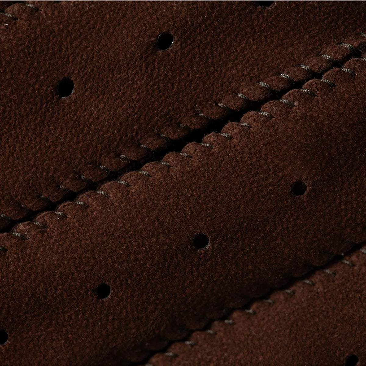Driving Gloves in Black Coffee Suede