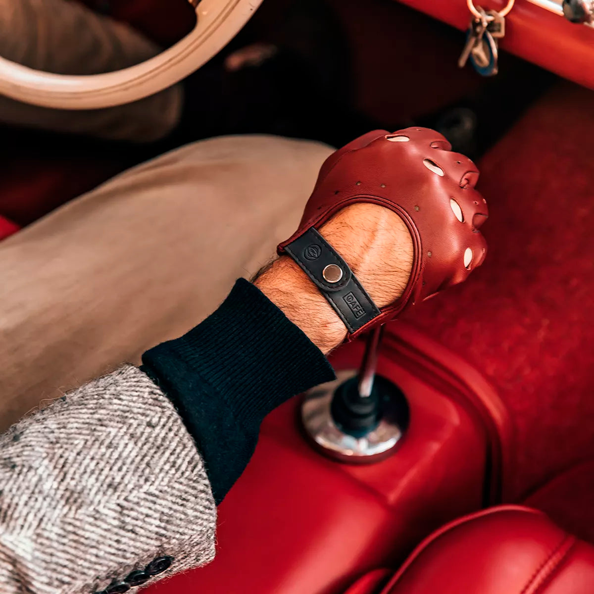 Driving Gloves IWC x Cafe Burgundy