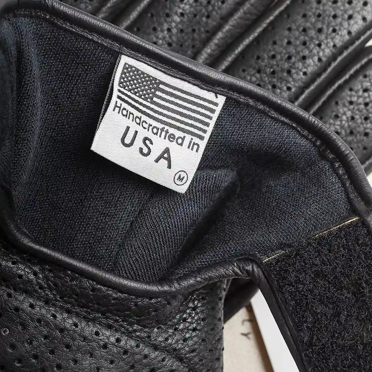 The Dirt Gloves Carbon/Kevlar in Black