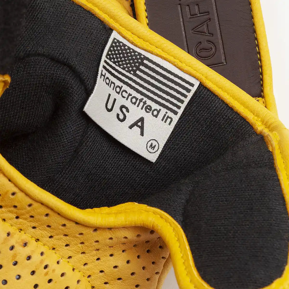 The Dirt Gloves Carbon/Kevlar in Cream