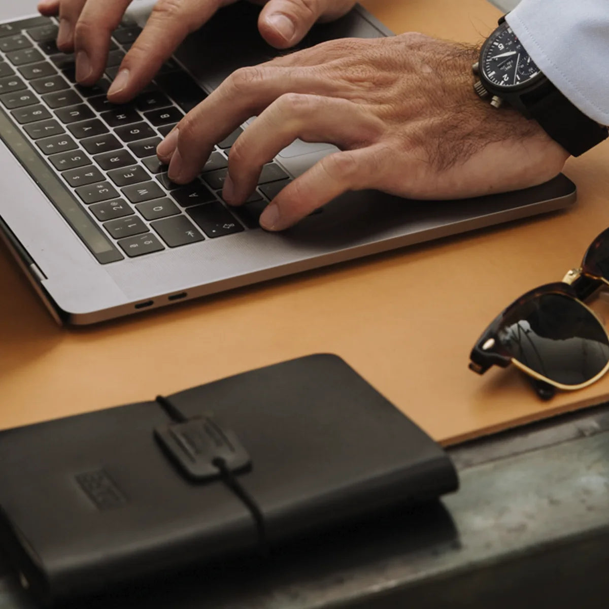 leather notebook a6 detail