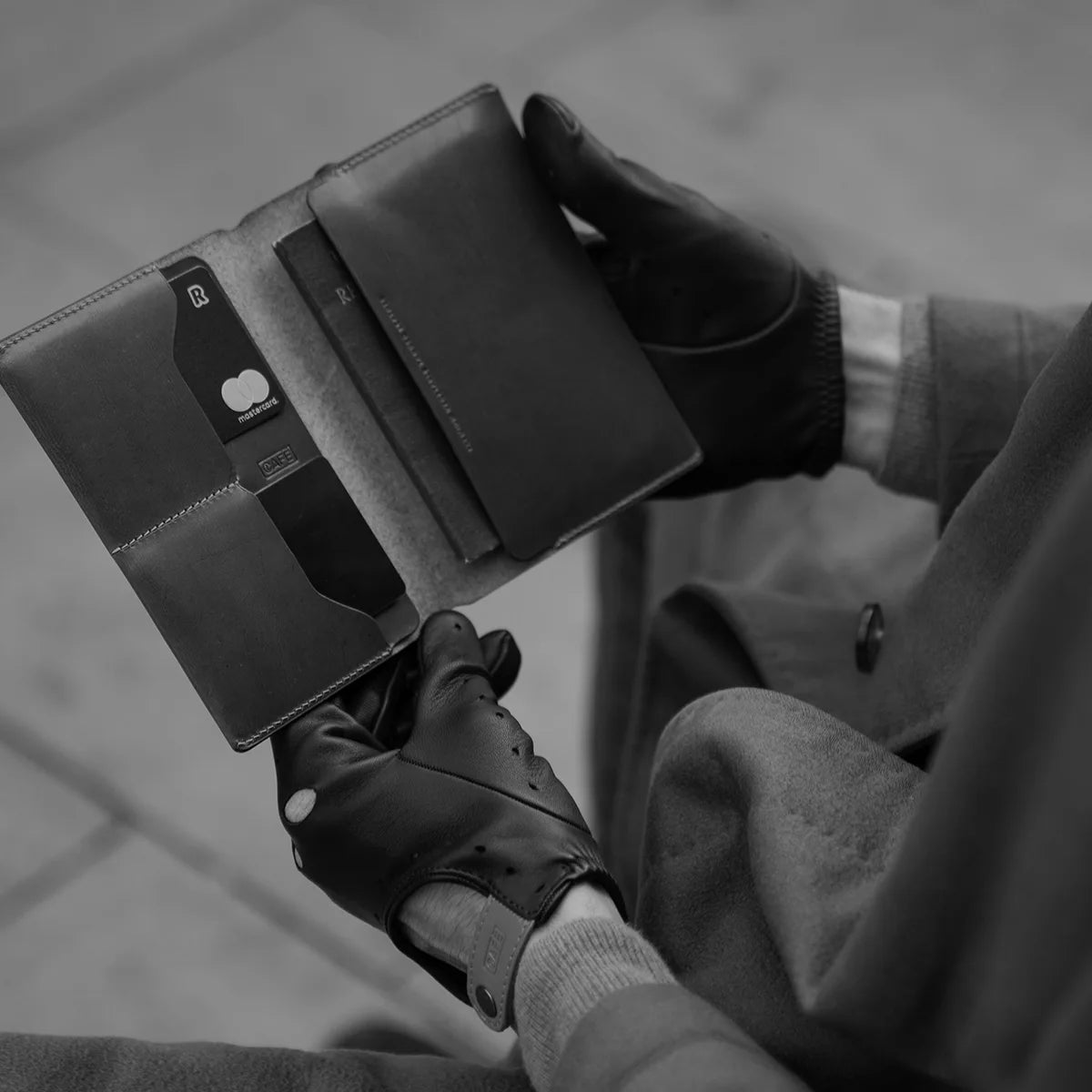 Travel Wallet - Black Coffee
