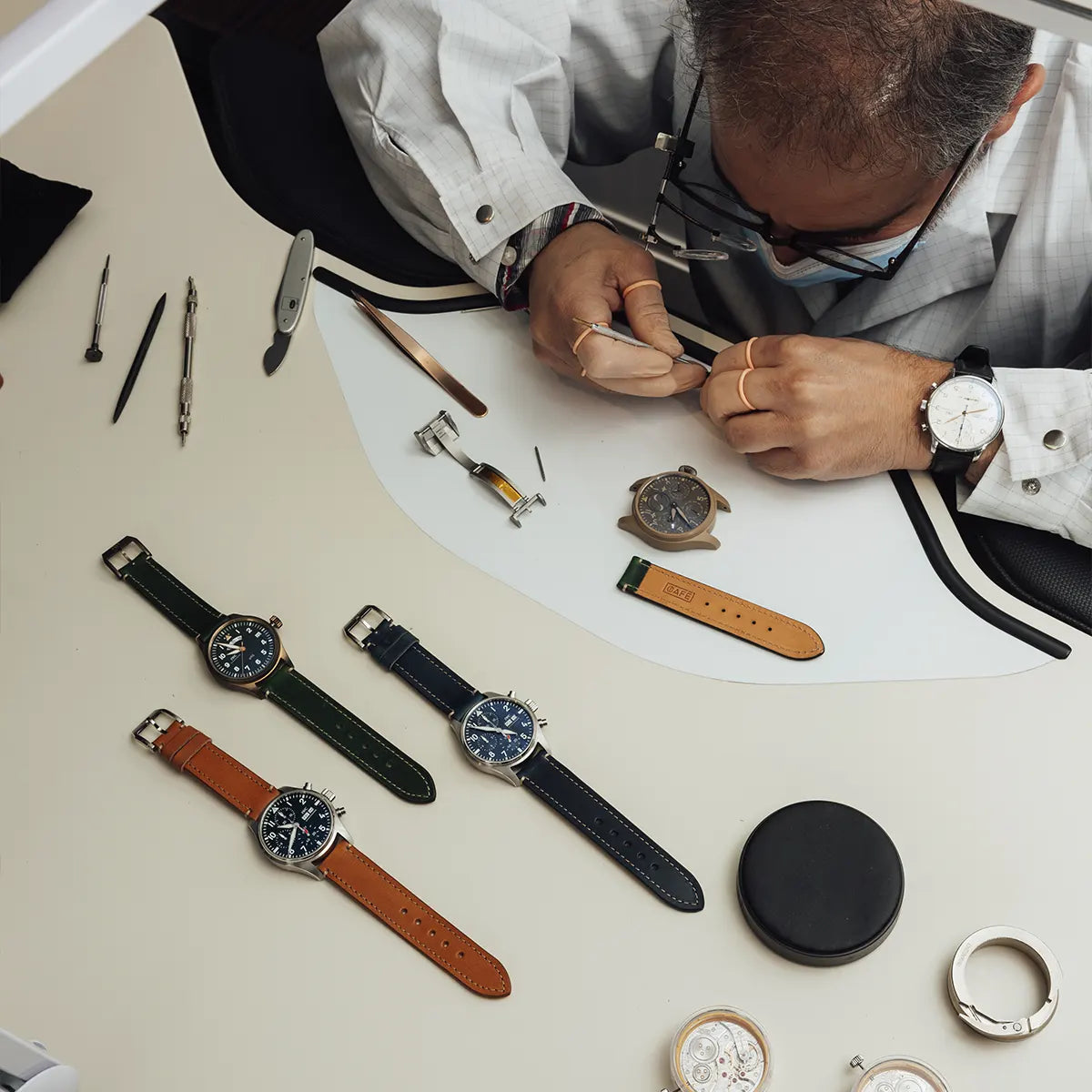 Leather Watch Strap "The Klaus" in Black