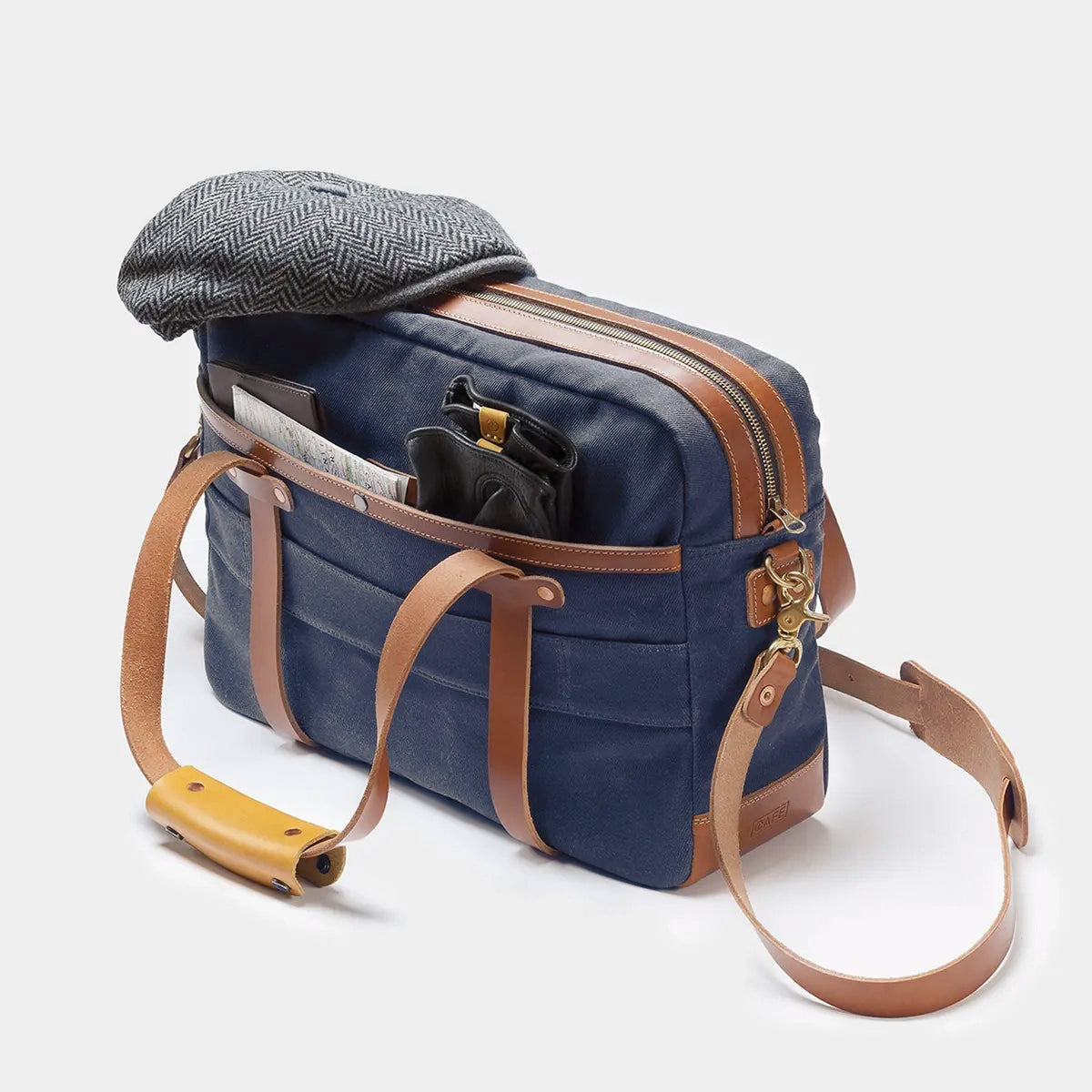 The 24H Travel Bag in Navy