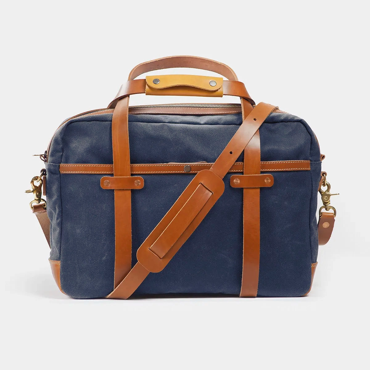 The 24H Travel Bag in Navy