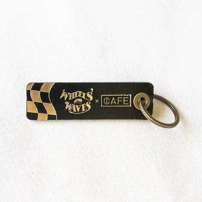 Llavero Wheels &amp; Waves x Café 26&