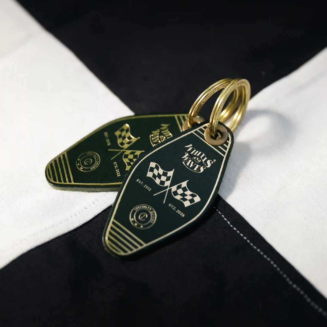 Motel Keychains Wheels & Waves x Café