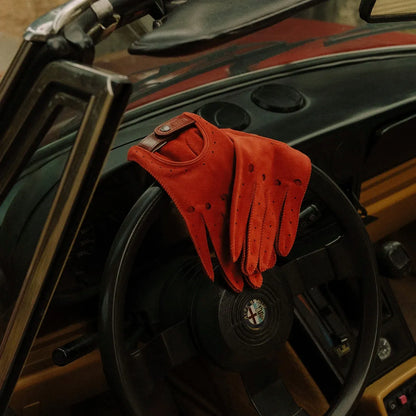 Driving Gloves in Red Suede