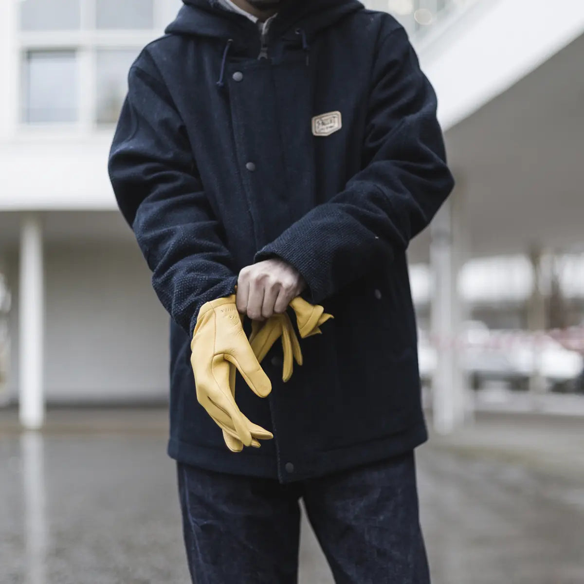 Deerskin Gloves in Yellow