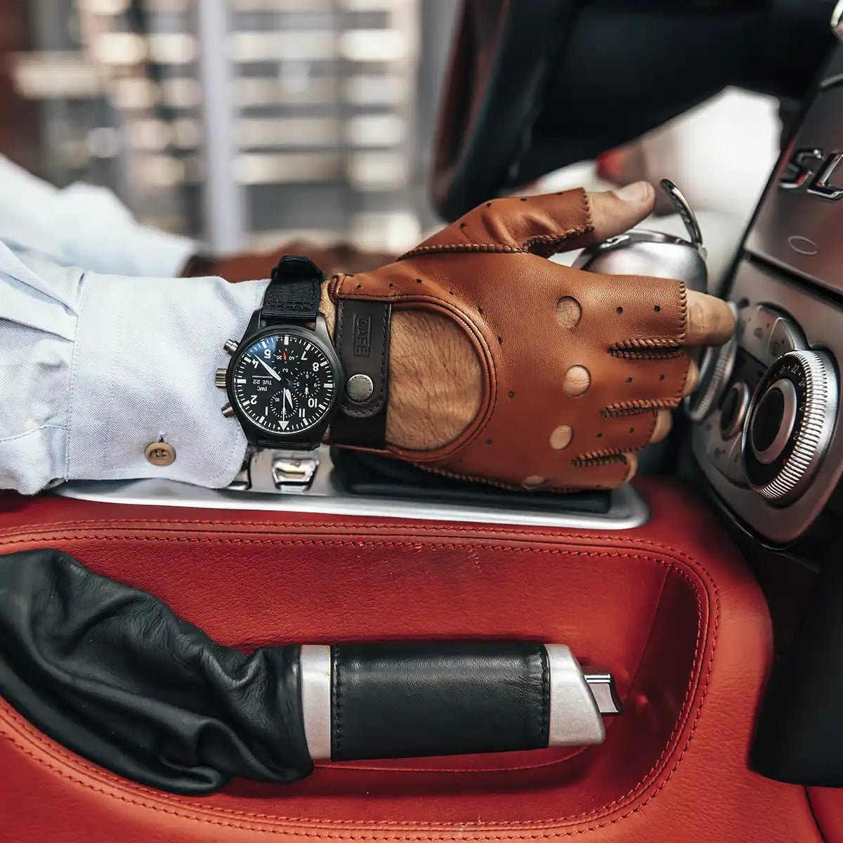 Fingerless Driving Gloves in Roasted Cafe Leather