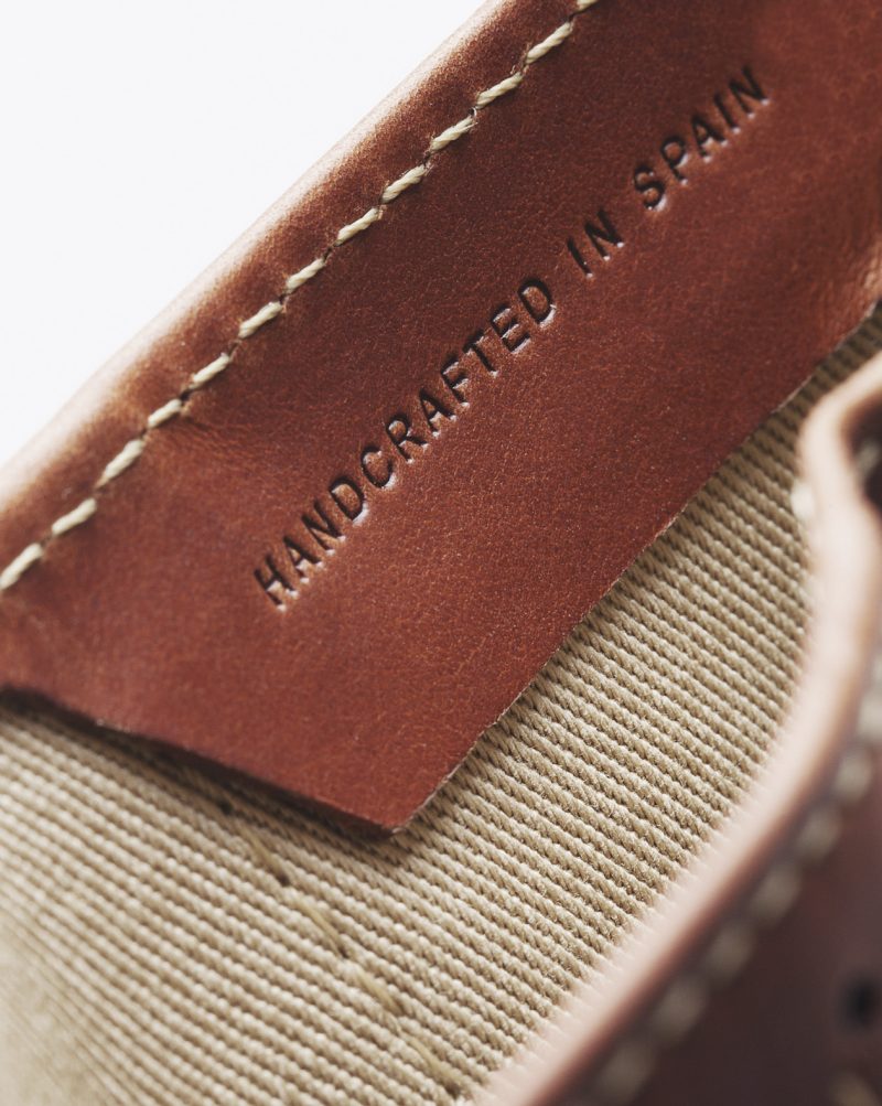 leather wallet brown handcrafted detail