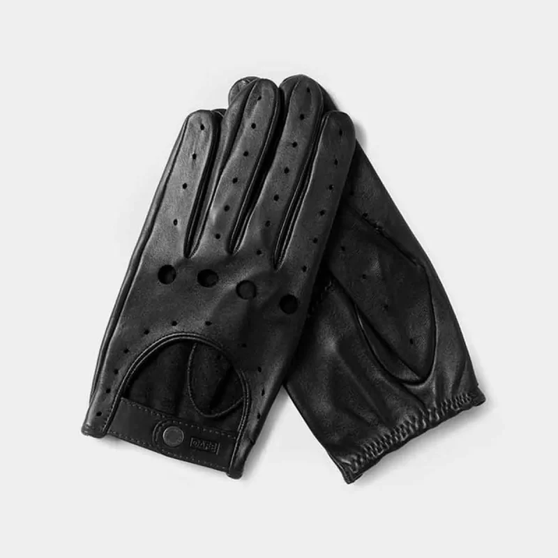 Black driving gloves handcrafted in Spain