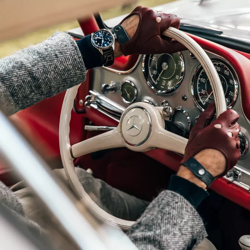 iwc driving gloves red